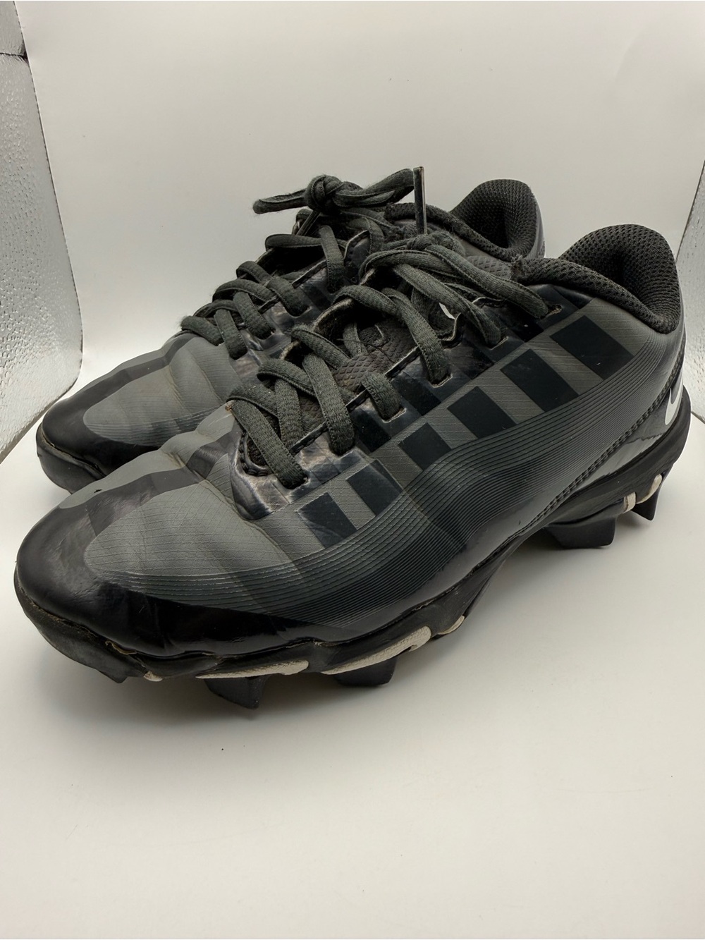 Nike Vapor Edge Shark Athletic Cleats Youth 2Y Football/Baseball Cleats